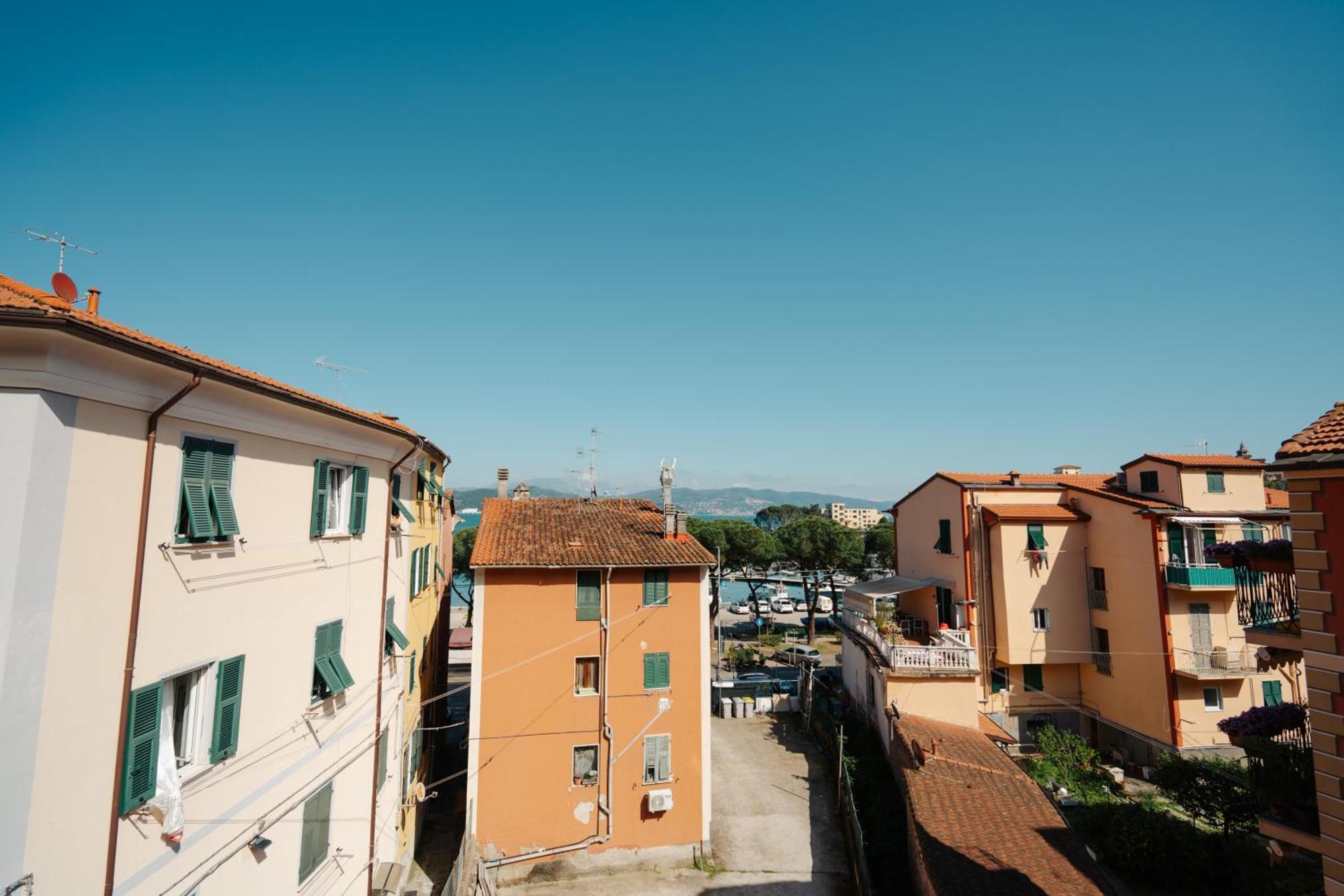 Cadamare Charming Rooms In Portovenere Специя Екстериор снимка